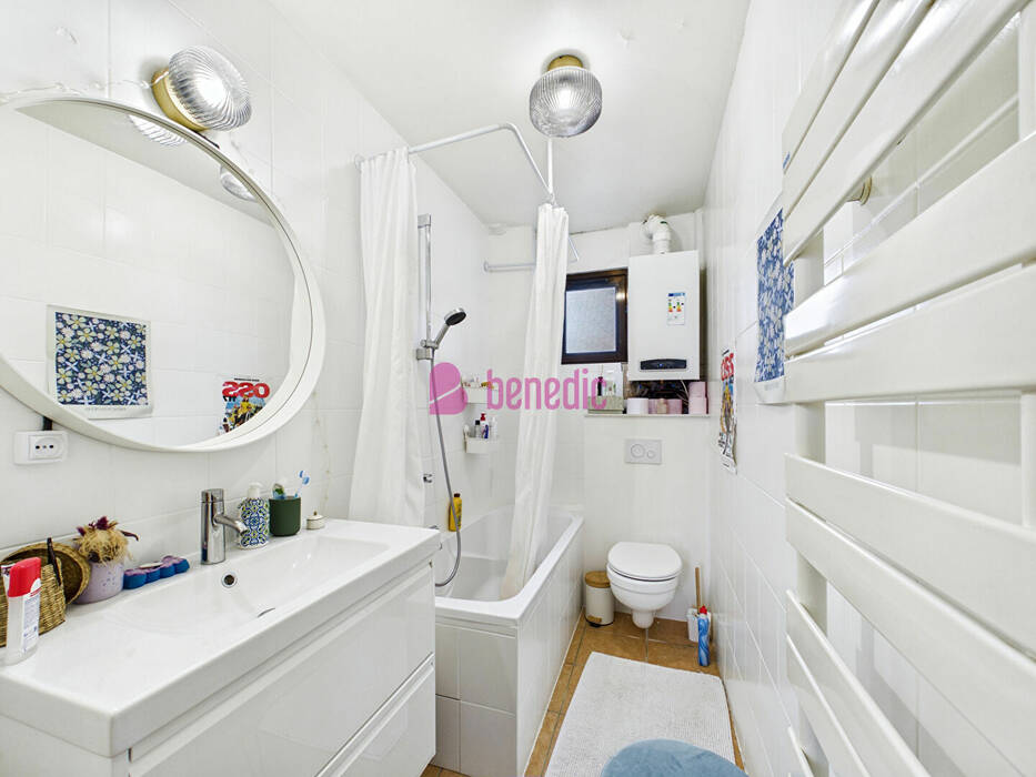 51331551h - Attribut alt par défaut.