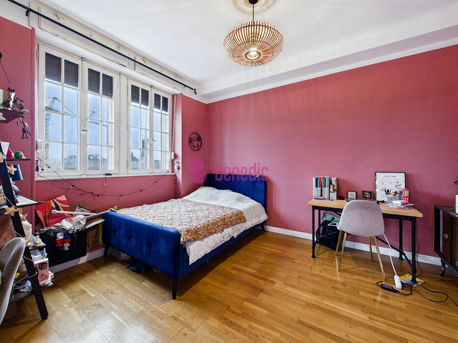 51331551j - Attribut alt par défaut.