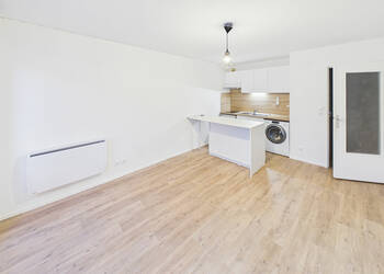 29192391a - Attribut alt par défaut.