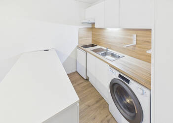 29192391b - Attribut alt par défaut.