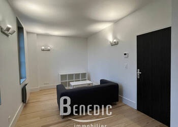 51512563a - Attribut alt par défaut.