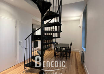 51512563b - Attribut alt par défaut.