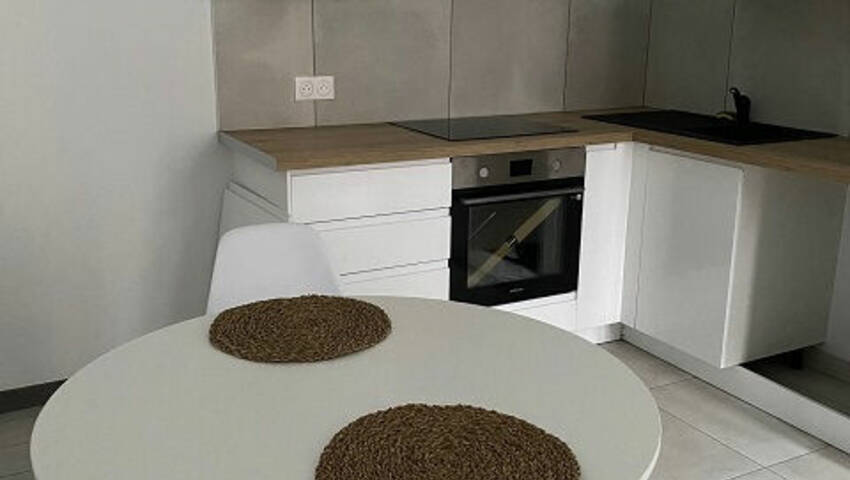 51661218g - Attribut alt par défaut.