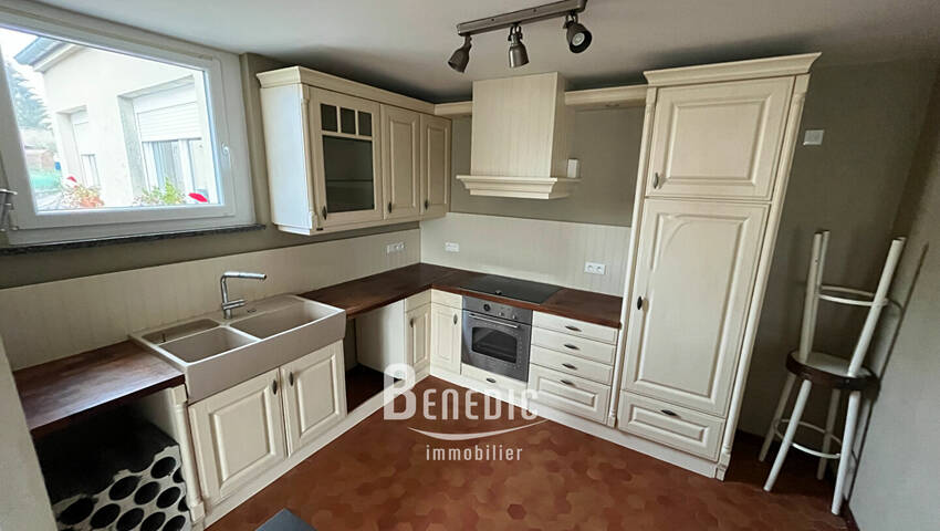 51460171a - Attribut alt par défaut.