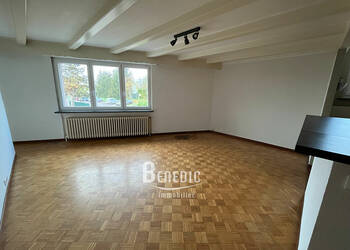 51460171b - Attribut alt par défaut.