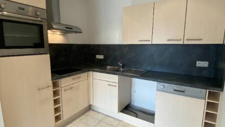 4247697a - Attribut alt par défaut.