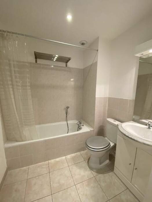 4247697f - Attribut alt par défaut.