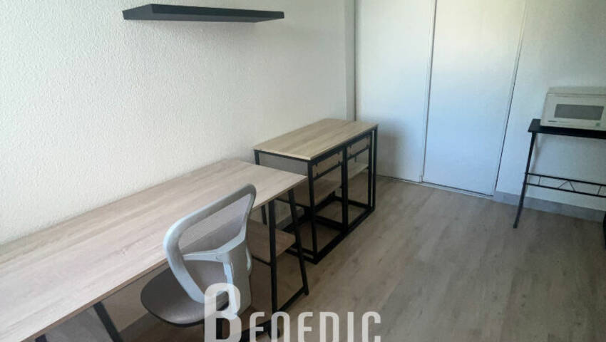 51547108c - Attribut alt par défaut.