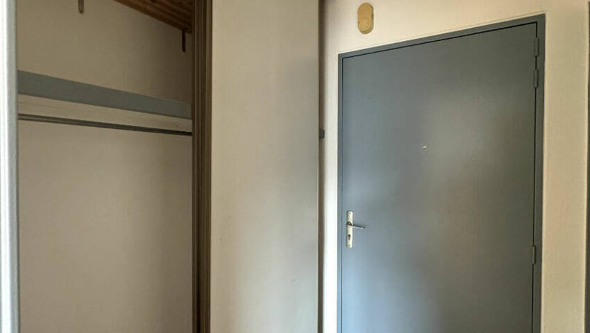 12131719d - Attribut alt par défaut.