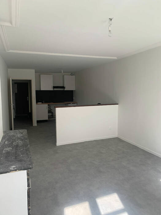 4255978b - Attribut alt par défaut.