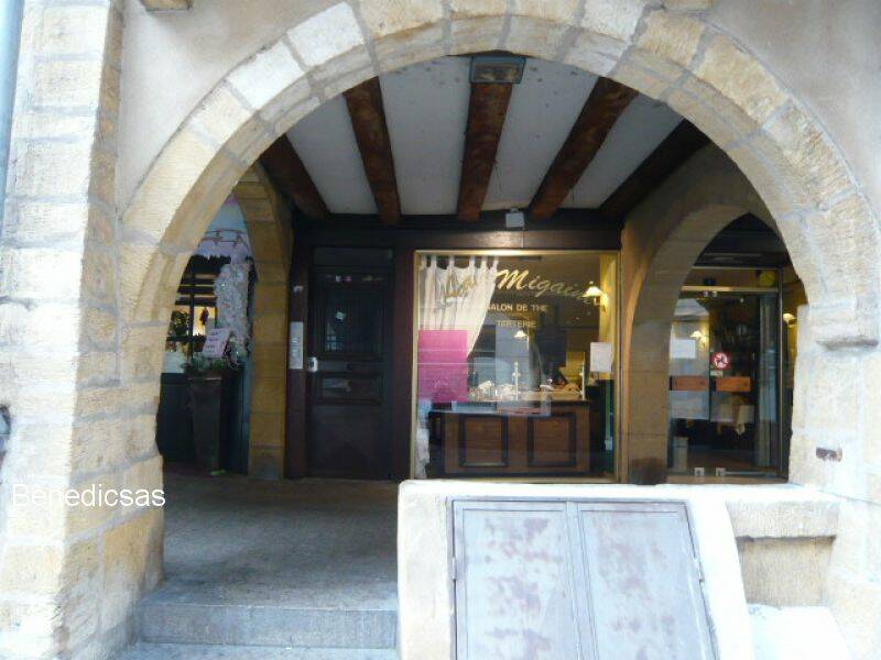 4255978e - Attribut alt par défaut.