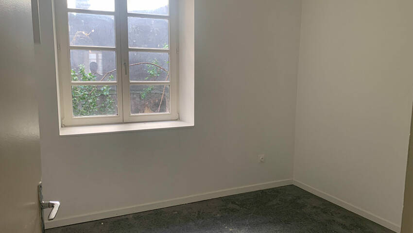 4255978f - Attribut alt par défaut.