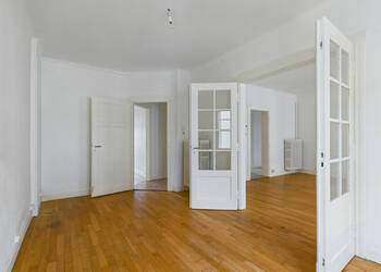 52778315b - Attribut alt par défaut.