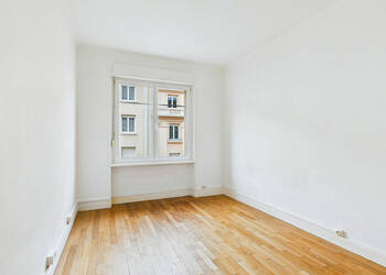 52778315c - Attribut alt par défaut.