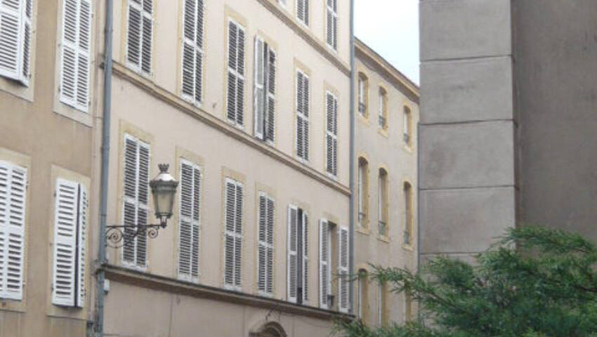 4246769a - Attribut alt par défaut.