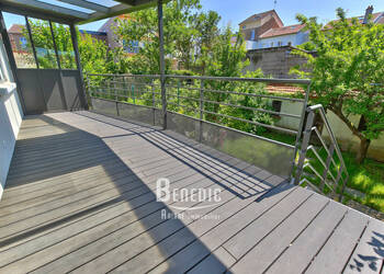 52603625c - Attribut alt par défaut.