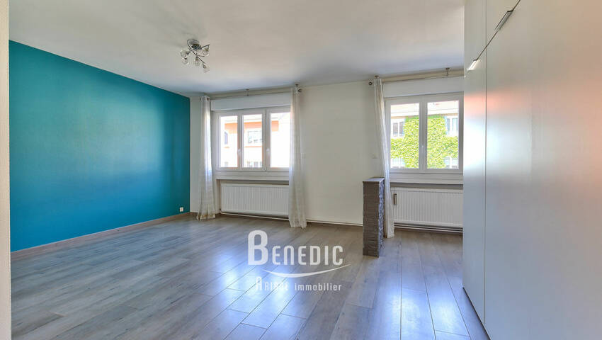 52603625g - Attribut alt par défaut.