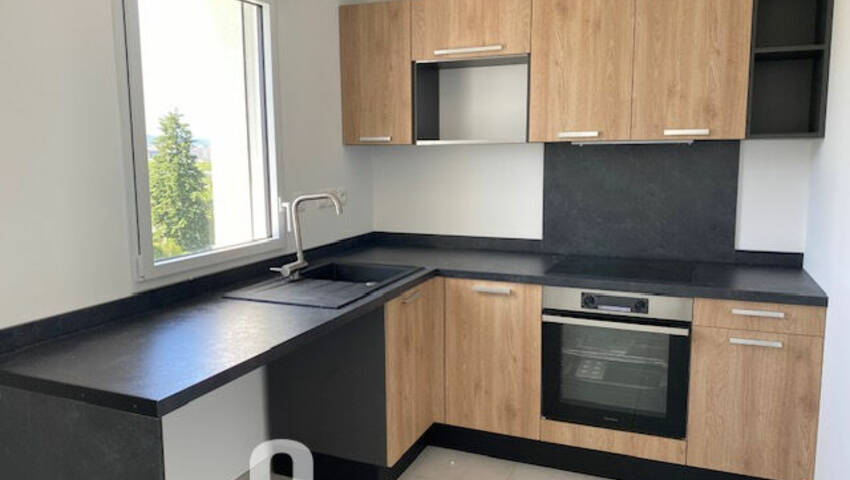 53048562e - Attribut alt par défaut.