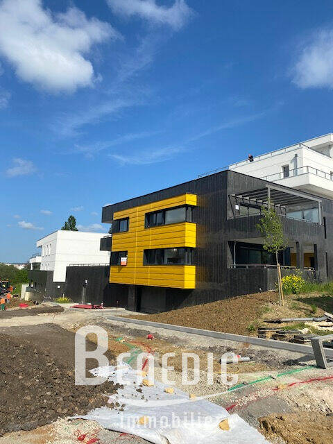 53048562m - Attribut alt par défaut.