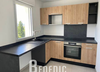 53048562a - Attribut alt par défaut.