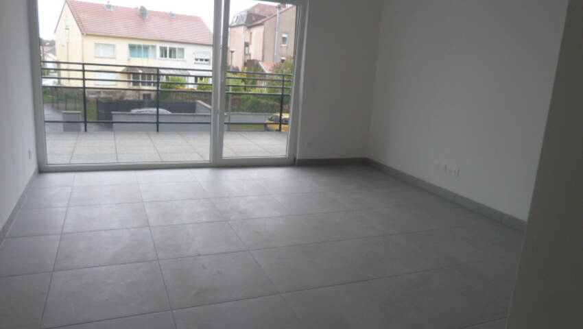 36920139b - Attribut alt par défaut.