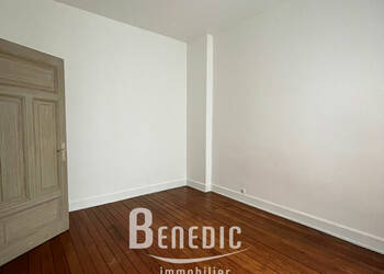 4255051c - Attribut alt par défaut.