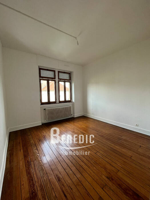 4255051g - Attribut alt par défaut.