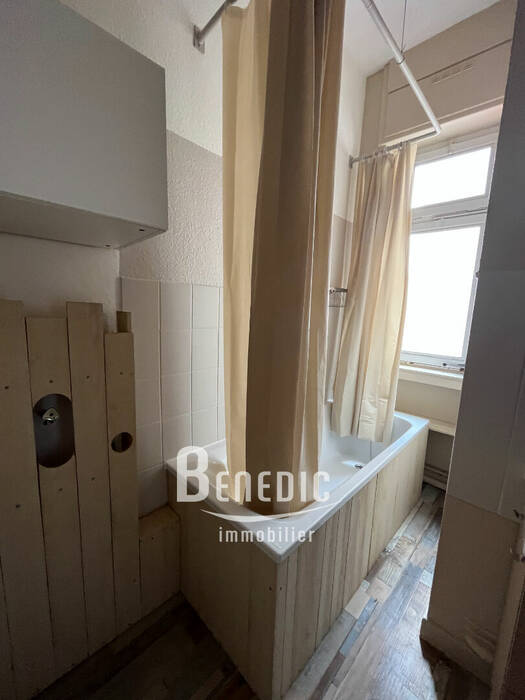 4255051h - Attribut alt par défaut.