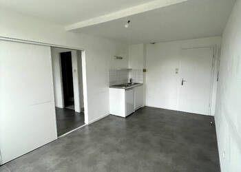 4253766a - Attribut alt par défaut.