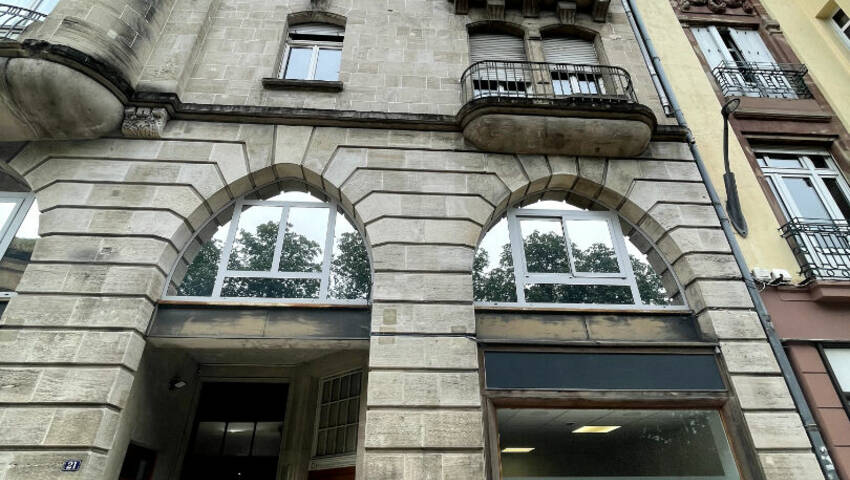 4253766h - Attribut alt par défaut.