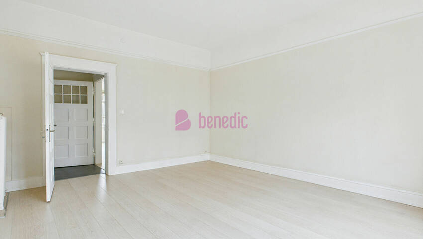 36846308d - Attribut alt par défaut.