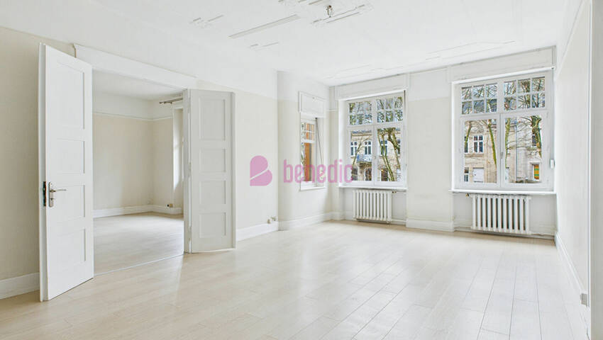 36846308f - Attribut alt par défaut.