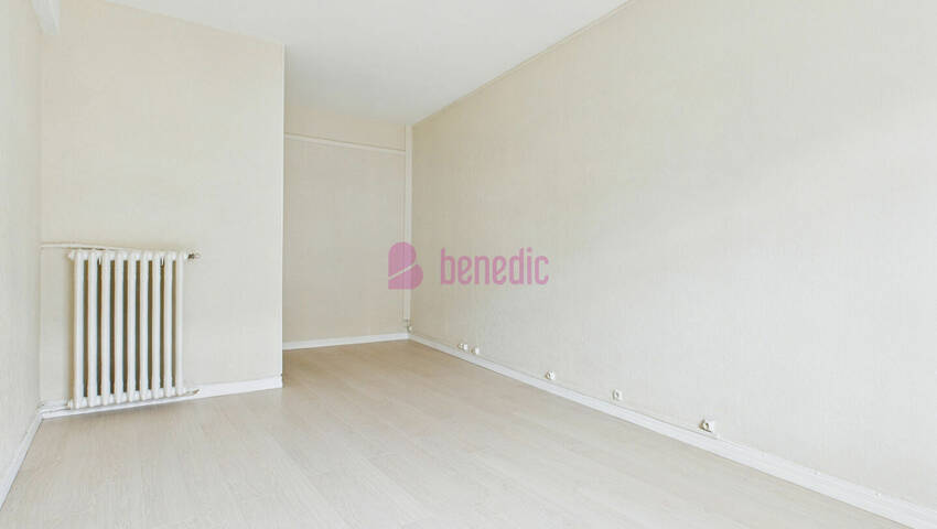 36846308n - Attribut alt par défaut.