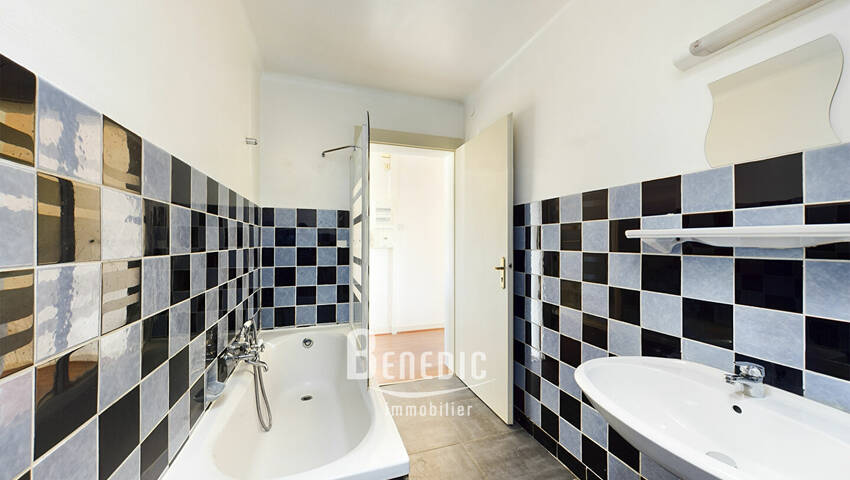 50745043f - Attribut alt par défaut.