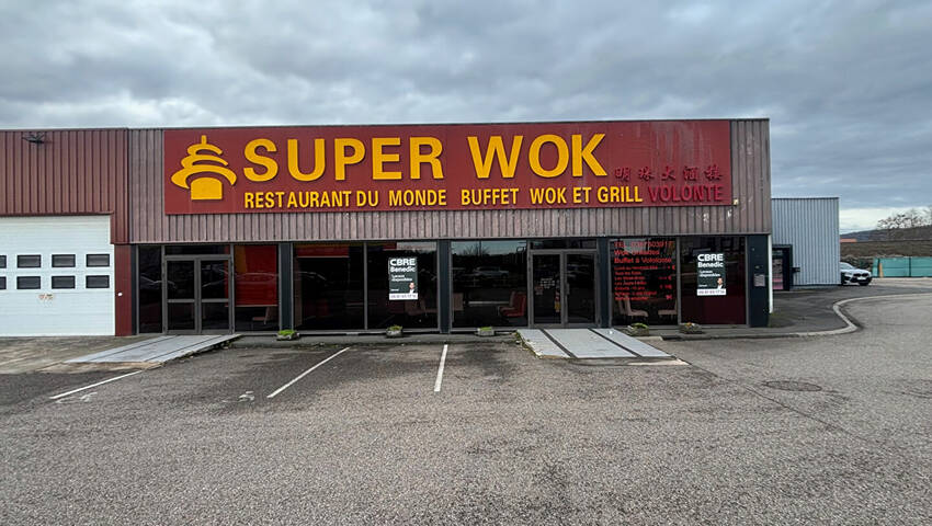 22743153b - Attribut alt par défaut.