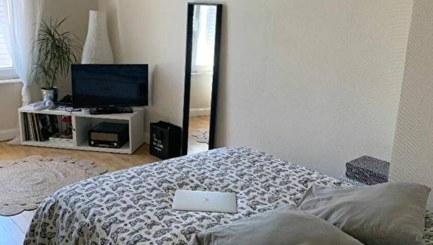 4246543c - Attribut alt par défaut.