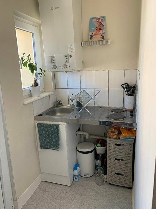 4246543d - Attribut alt par défaut.