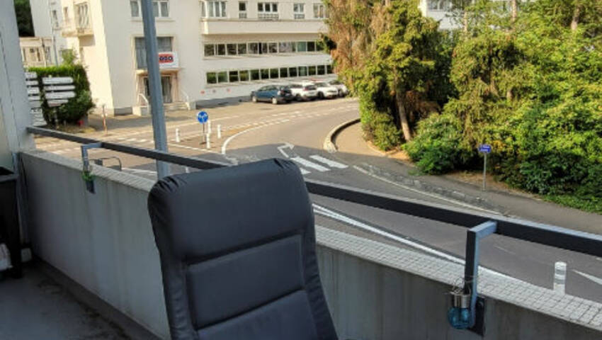 53223311d - Attribut alt par défaut.