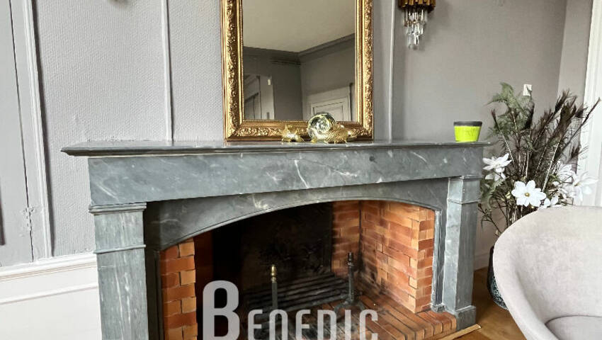 53398873f - Attribut alt par défaut.