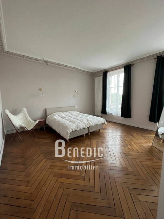 53398873j - Attribut alt par défaut.