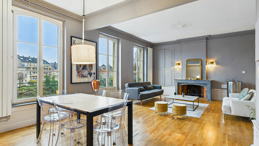 53398873b - Attribut alt par défaut.