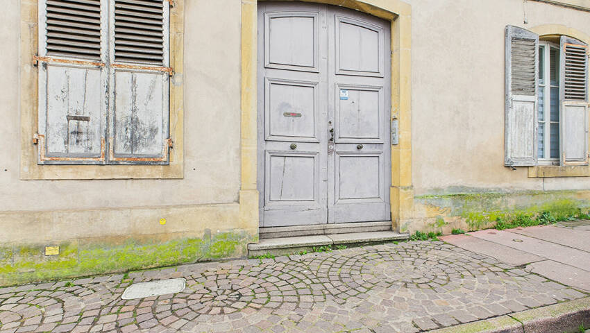 53398873n - Attribut alt par défaut.