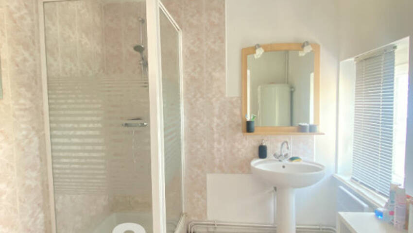 4253793d - Attribut alt par défaut.