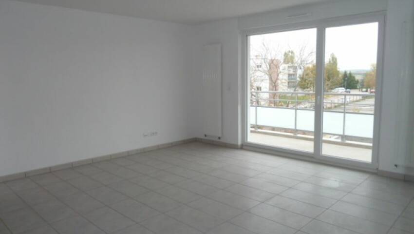 6820048d - Attribut alt par défaut.