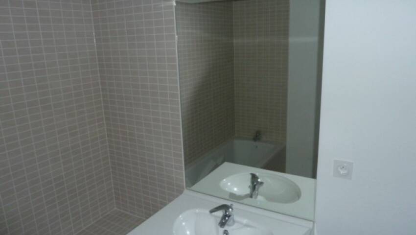 6820048h - Attribut alt par défaut.