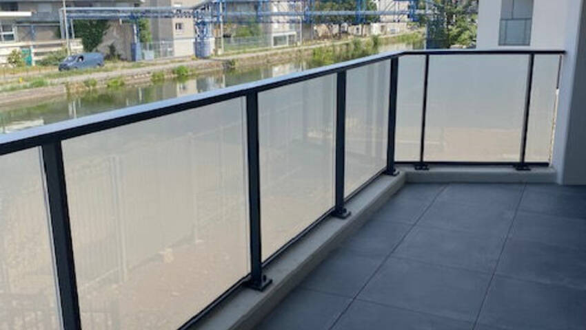 53547701e - Attribut alt par défaut.