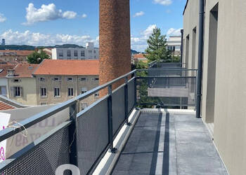 53559505b - Attribut alt par défaut.