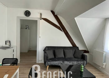 53583688a - Attribut alt par défaut.