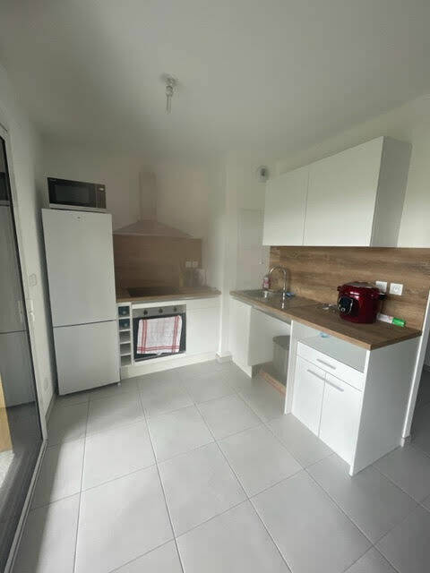 53592049b - Attribut alt par défaut.