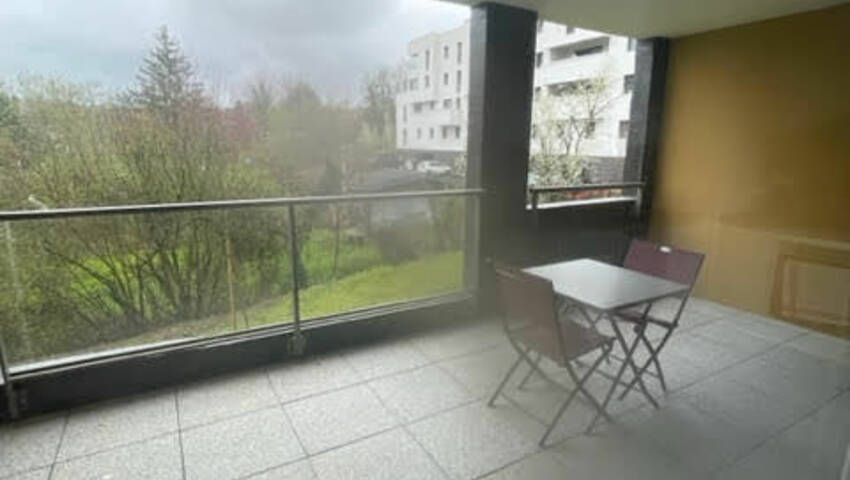 53592049l - Attribut alt par défaut.